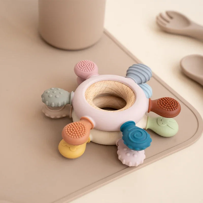 1pc Food Grade Baby Silicone Teether Rudder Shape Wooden Ring Teething Toys BPA Free Infant Chewing Nursing Toy Newborn Gifts